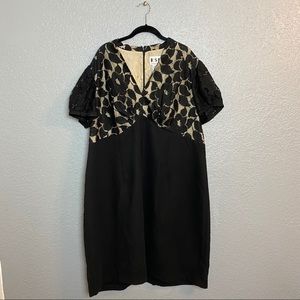KSL VINTAGE BLACK AND CREAM LACE DETAIL DRESS {24}